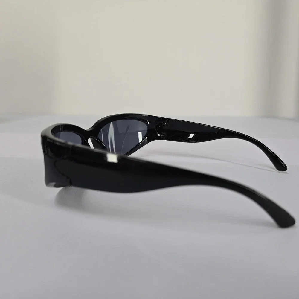 NEW Black Wrap Around Sunglasses Sporty Y2K Style
